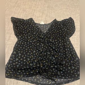 Women’s plus size top - all plus size tops in closet are buy 1 get 1 50% off